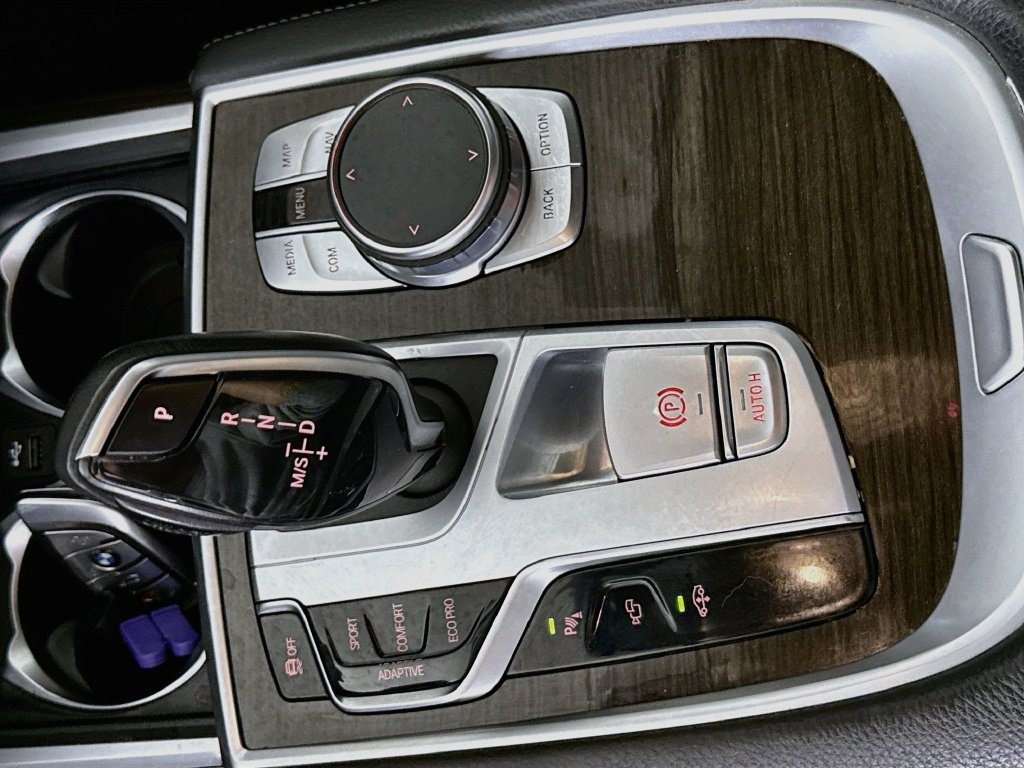 Used 2022 BMW 740i RWD image 19