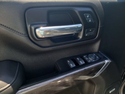 Used 2020 Chevrolet Silverado 2500 LTZ w/ LTZ Plus Package AWD/4WD image 18