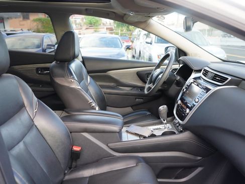Used 2017 Nissan Murano Platinum w/ Platinum Technology Package FWD image 24