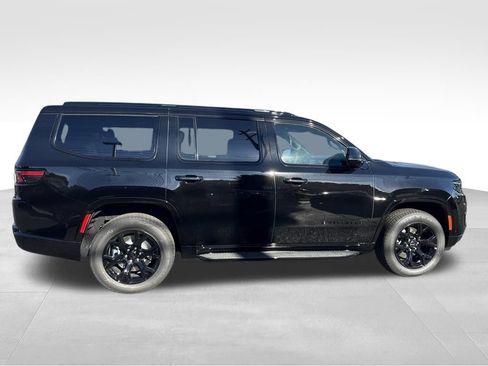New 2025 Jeep Wagoneer Series II image 8