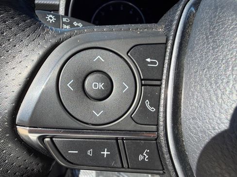 Used 2019 Toyota Avalon XSE image 21