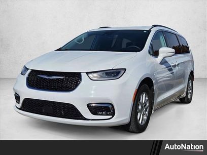 Used 2022 Chrysler Pacifica Touring-L