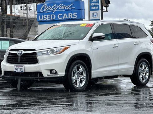Used 2015 Toyota Highlander Limited Platinum image 7