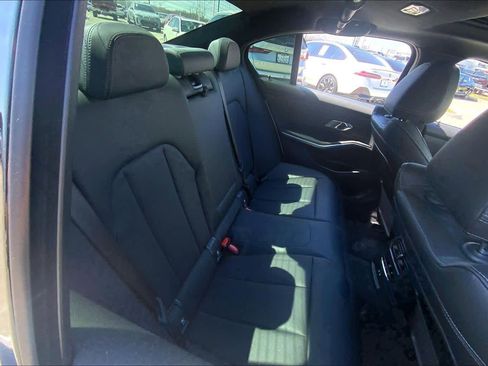 Used 2023 BMW 330i Sedan w/ Convenience Package image 19