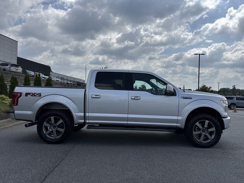 Used 2015 Ford F150 Lariat AWD/4WD image 11