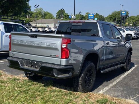 Used 2023 Chevrolet Silverado 1500 ZR2 w/ Technology Package AWD/4WD image 7
