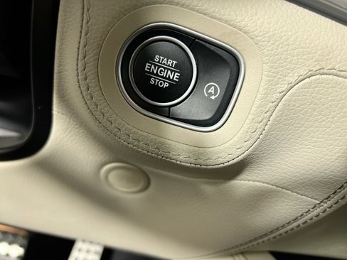 Used 2024 Mercedes-Benz GLS 450 4MATIC image 21