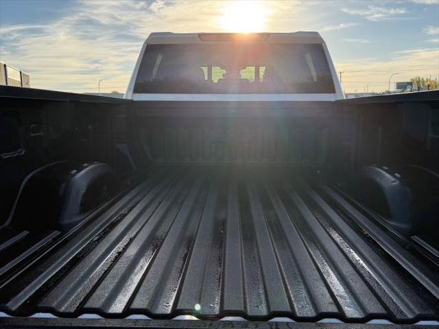 Used 2024 Chevrolet Silverado 3500 LT w/ Convenience Package AWD/4WD image 27