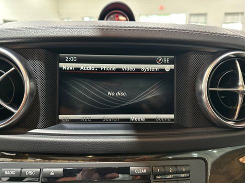 Used 2015 Mercedes-Benz SL 550 w/ Driver Assistance Package image 24