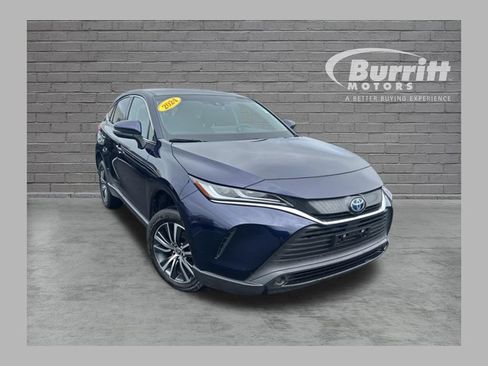 Used 2024 Toyota Venza LE AWD/4WD image 1