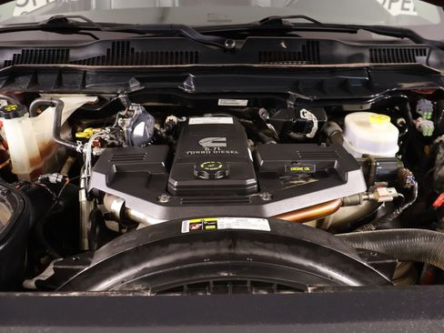 Used 2018 RAM 2500 Laramie w/ Convenience Group image 20