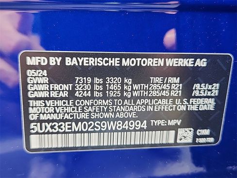 Used 2025 BMW X7 M60i image 9