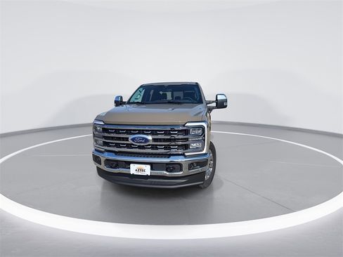 New 2026 Ford F250 Lariat w/ Lariat Ultimate Package image 3