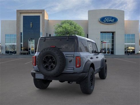 New 2025 Ford Bronco Badlands image 8