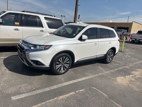 Used 2020 Mitsubishi Outlander SEL image 5