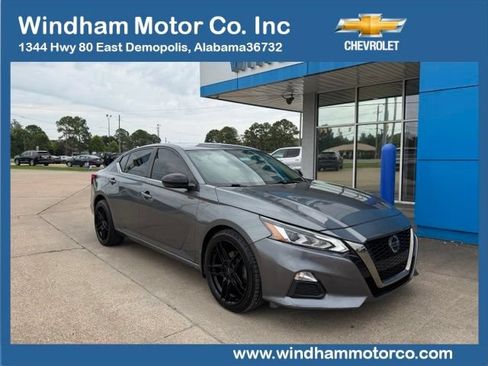 Used 2019 Nissan Altima 2.5 SR w/ SR Premium Package AWD/4WD image 1