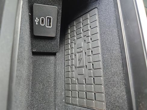 New 2025 Lincoln Navigator L Black Label image 23