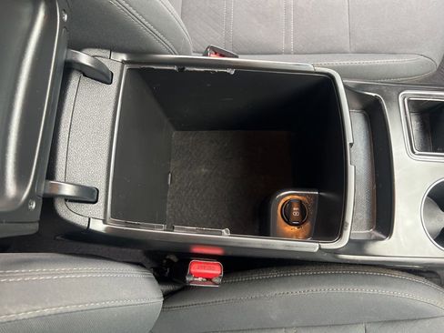 Certified 2019 Kia Sorento LX w/ LX Convenience Package image 23