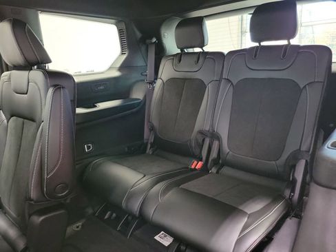 New 2025 Jeep Grand Cherokee L Altitude image 8