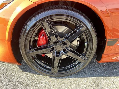 Certified 2024 Nissan Z Performance w/ Heritage Edition image 8