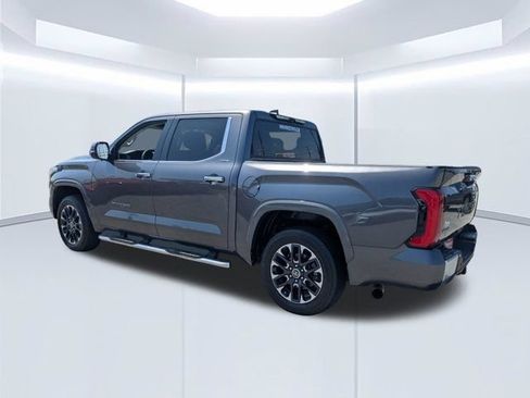 Used 2024 Toyota Tundra Limited AWD/4WD image 8