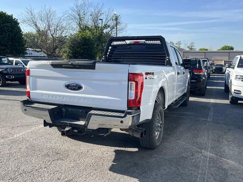 Used 2019 Ford F250 XL image 2