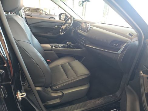 Used 2023 Nissan Rogue SV w/ SV Premium B Package AWD/4WD image 11