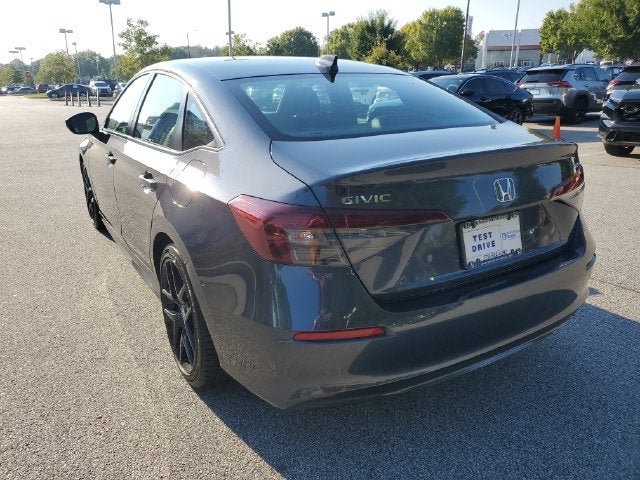 Used 2025 Honda Civic Sport image 5