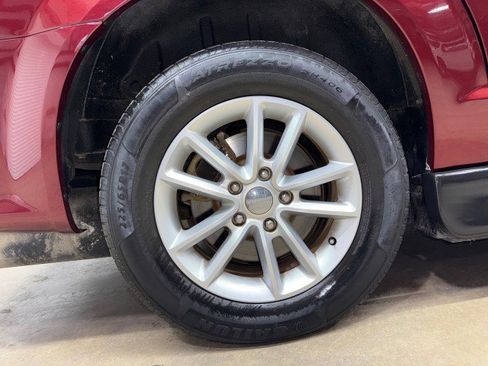 Used 2019 Dodge Grand Caravan SXT image 38