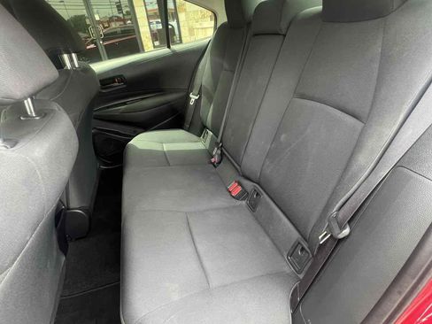 Used 2022 Toyota Corolla LE FWD image 8