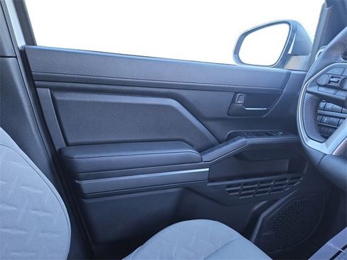 Certified 2024 Toyota Tacoma SR5 image 15