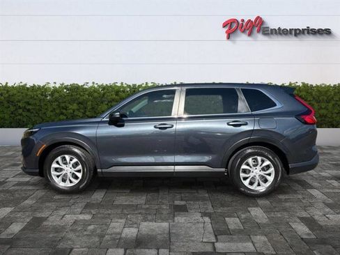 Used 2025 Honda CR-V LX image 3