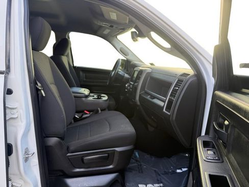 Used 2019 RAM 1500 Express w/ Wheel & Sound Group AWD/4WD image 12