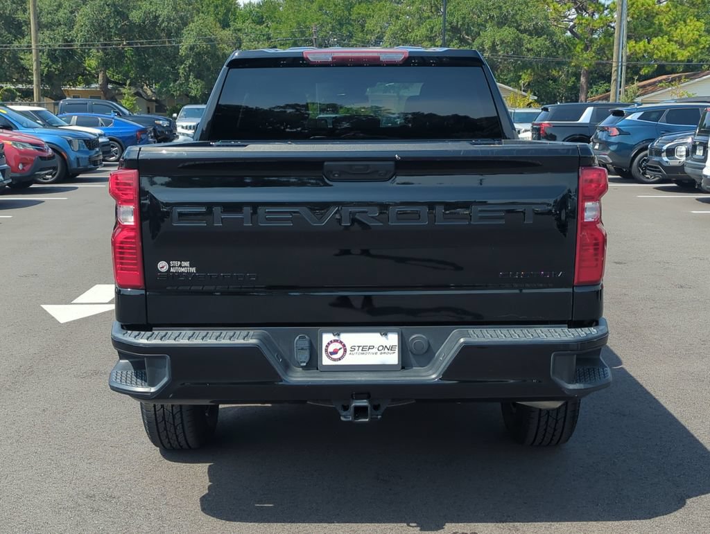 Used 2023 Chevrolet Silverado 1500 Custom Trail Boss w/ LPO, Dark Essentials Package AWD/4WD image 6