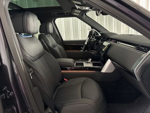 Used 2025 Land Rover Range Rover SE AWD/4WD image 31
