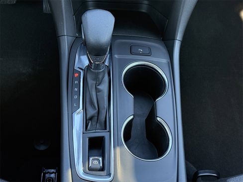 Used 2024 Chevrolet Equinox LT image 20