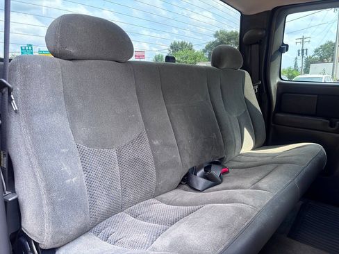 Used 2004 Chevrolet Silverado 1500 LS w/ Light Duty Power Package RWD image 23