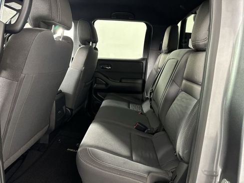 Used 2023 Nissan Frontier SV w/ Midnight Edition Package image 19