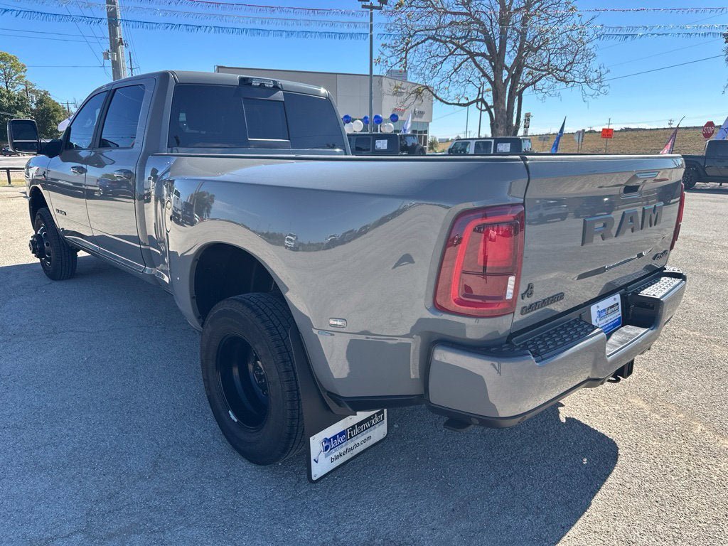 Used 2026 RAM 3500 Laramie w/ Night Edition AWD/4WD image 9