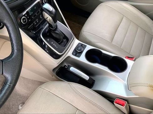 Used 2014 Ford C-MAX Energi SEL w/ Equipment Group 303A image 17