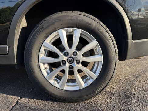 Used 2020 Nissan Rogue SV AWD/4WD image 35