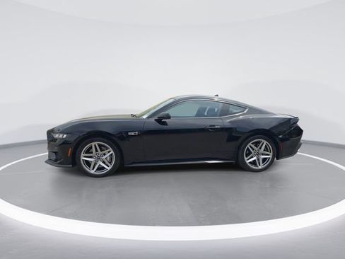 Used 2024 Ford Mustang GT image 4