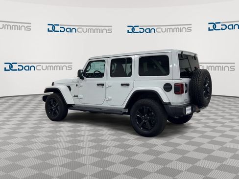 Used 2023 Jeep Wrangler Unlimited Sahara AWD/4WD image 6