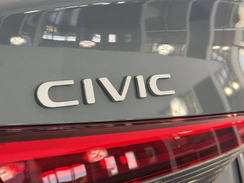 Used 2024 Honda Civic Sport image 32