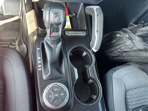 Used 2022 Ford Bronco Outer Banks image 38