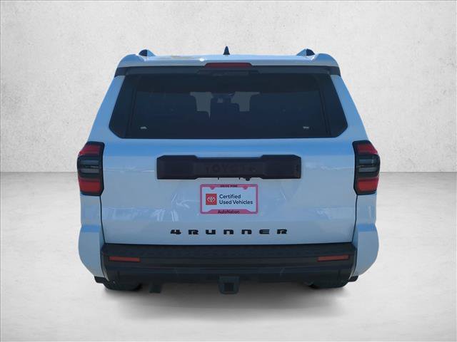 Certified 2025 Toyota 4Runner SR5 AWD/4WD image 7