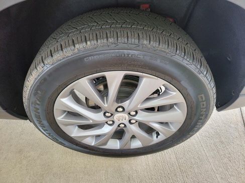 Used 2025 Buick Enclave Preferred w/ Super Cruise Package AWD/4WD image 23