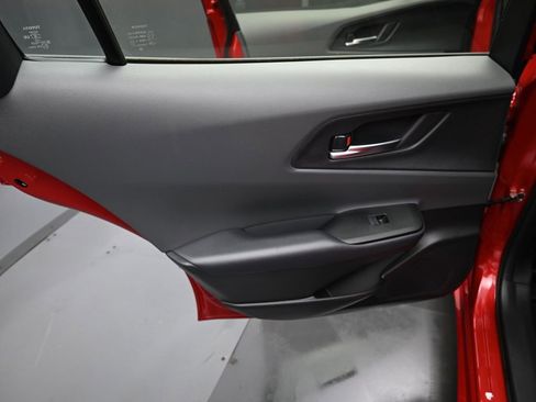 Certified 2025 Toyota Prius XLE image 28