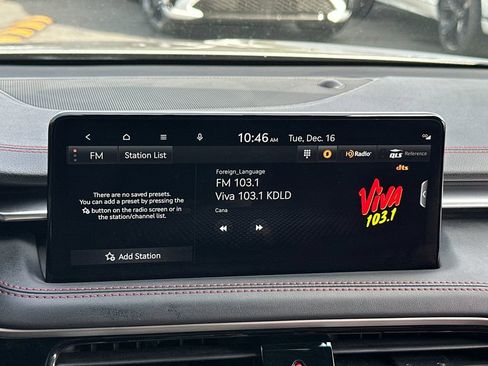 Used 2025 Genesis G70 2.5T w/ Sport Prestige Package image 17