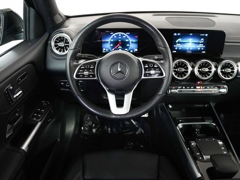 Certified 2022 Mercedes-Benz GLB 250 4MATIC w/ AMG Line image 11